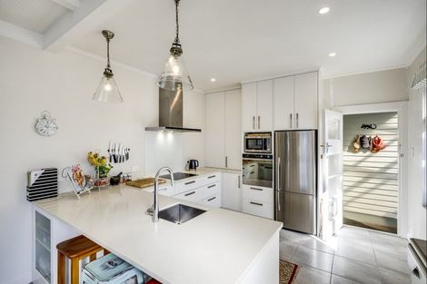 Photo of property in 14 Coronation Street, Ahuriri, Napier, 4110