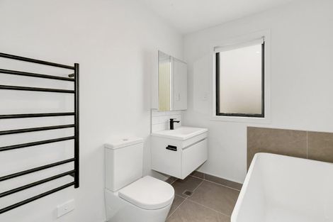 Photo of property in 20 Whanui Place, Mangere Bridge, Auckland, 2022