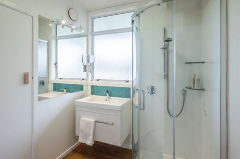 Photo of property in 6 Jeep Road, Raumati South, Paraparaumu, 5032