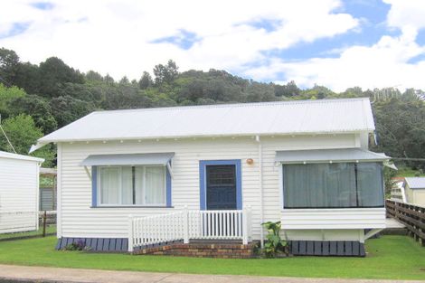 Photo of property in 14 Pacific Road, Waihi Beach, 3611