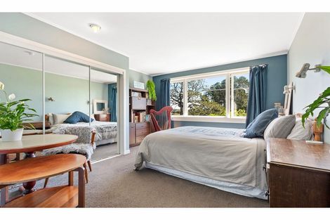 Photo of property in 7 Celsmere Lane, Te Atatu Peninsula, Auckland, 0610