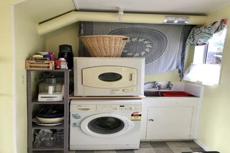 Photo of property in 15e Glen Road, Stokes Valley, Lower Hutt, 5019