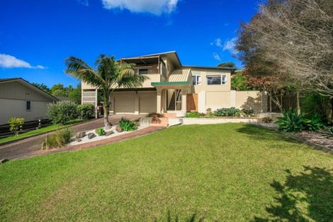 Photo of property in 25 Galaxy Drive, Mairangi Bay, Auckland, 0630
