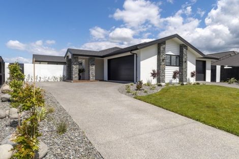Photo of property in 93 Lynley Park Drive, Omokoroa, 3114