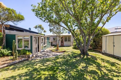 Photo of property in 43 Tovey Street, New Brighton, Christchurch, 8061