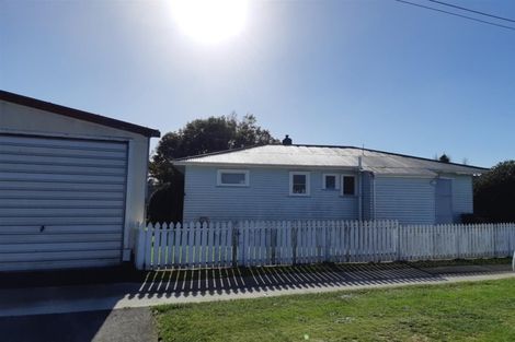 Photo of property in 50 Celia Street, Stratford, 4332