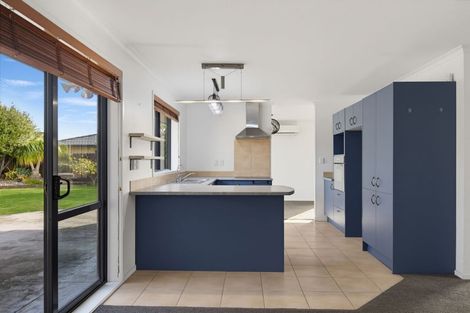 Photo of property in 46 Riverside Drive, Waiuku, 2123