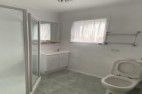 Photo of property in 98 Hillsborough Road, Hillsborough, Auckland, 1042