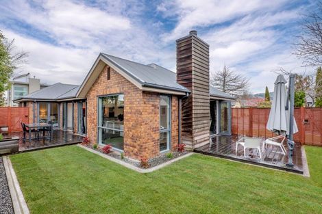 Photo of property in 11c Tainui Street, Somerfield, Christchurch, 8024