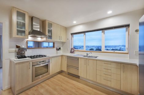 Photo of property in 51 Spence Road, Henderson, Auckland, 0612