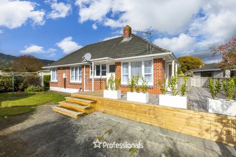 Photo of property in 7 Kapuranga Grove, Stokes Valley, Lower Hutt, 5019