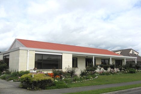 Photo of property in 13 Stead Crescent, Stoke, Nelson, 7011