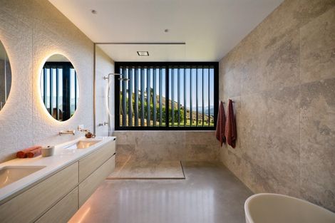 Photo of property in 83 Sicilian Lane, Lake Hayes, Queenstown, 9371