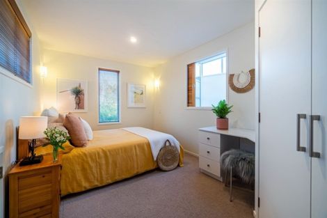 Photo of property in 65a Exmouth Road, Northcote, Auckland, 0627