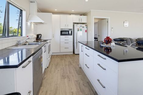 Photo of property in 11 Kanuka Place, Edgecumbe, 3120