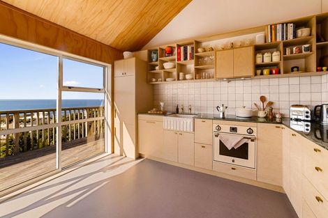 Photo of property in 20 Valley Street, Island Bay, Wellington, 6023