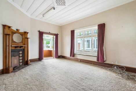 Photo of property in 103 Queen Street, Northcote Point, Auckland, 0627