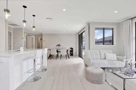 Photo of property in 2 Oderings Place, Huntington, Hamilton, 3210