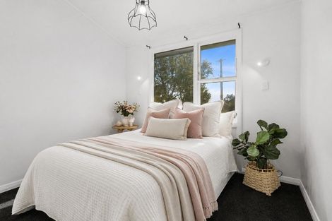 Photo of property in 44 Kahu Road, Paremata, Porirua, 5024