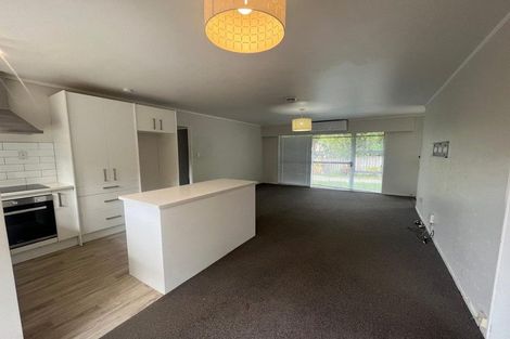 Photo of property in 1/18 Kashmir Road, Glen Eden, Auckland, 0602