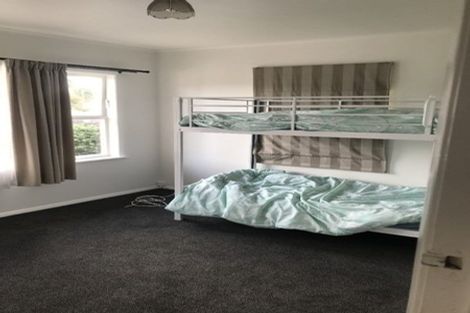 Photo of property in 8 Rollerson Street, Papakura, 2110