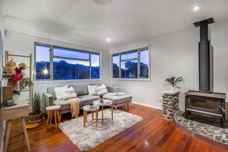 Photo of property in 21 Martin Street, Ranui, Porirua, 5024