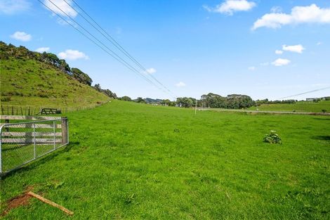 Photo of property in State Highway 3, Tongaporutu, Urenui, 4378