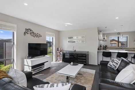 Photo of property in 39 Burford Way, Rolleston, 7615