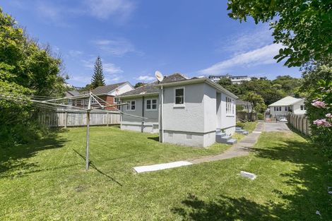 Photo of property in 65 Strathmore Avenue, Strathmore Park, Wellington, 6022