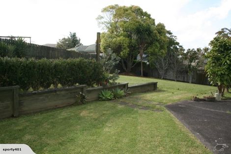 Photo of property in 21 Charlotte Street, Stanmore Bay, Whangaparaoa, 0932
