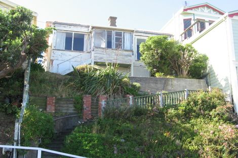 Photo of property in 15 Shannon Street, Mount Victoria, Wellington, 6011