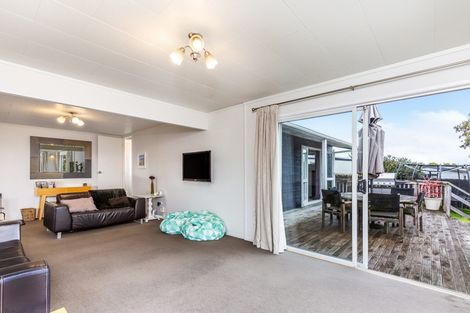 Photo of property in 2 Hampstead Place, Richmond Heights, Taupo, 3330