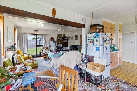 Photo of property in 55 Grey Street, Woodville, 4920