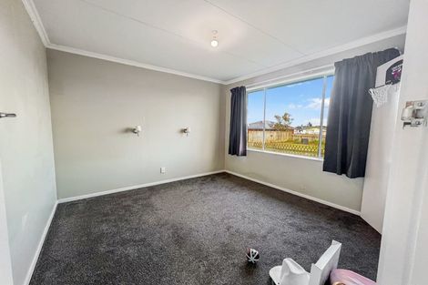 Photo of property in 19 Grange Street, Winton, 9720