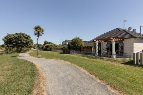 Photo of property in 19 Laguna Key, Papamoa Beach, Papamoa, 3118