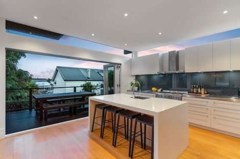Photo of property in 32 Richmond Road, Grey Lynn, Auckland, 1021