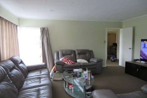 Photo of property in 4 Glastron Place, Bayview, Auckland, 0629