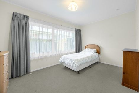 Photo of property in 2/7 Evelyn Place, Hillcrest, Auckland, 0627