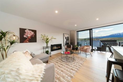 Photo of property in 39 Rannoch Drive, Jacks Point, Queenstown, 9371