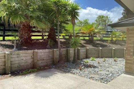 Photo of property in 1 Carol Lee Place, Albany Heights, Auckland, 0632