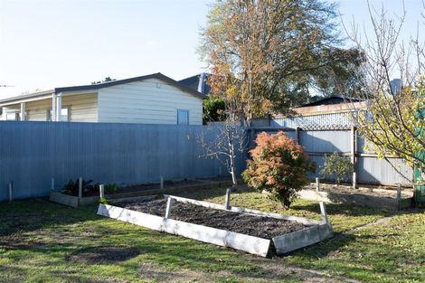 Photo of property in 32 Vancouver Crescent, Wainoni, Christchurch, 8061