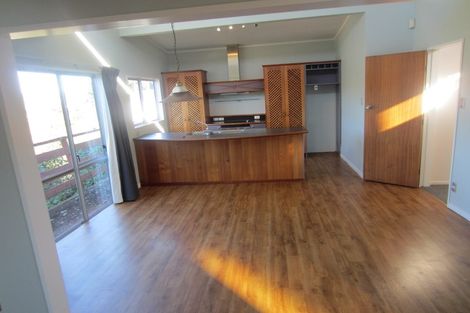 Photo of property in 1 Fyvie Avenue, Tawa, Wellington, 5028