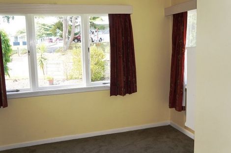 Photo of property in 25 Collins Road, Melville, Hamilton, 3206