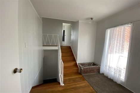 Photo of property in 3 The Crest, Sunnyhills, Auckland, 2010