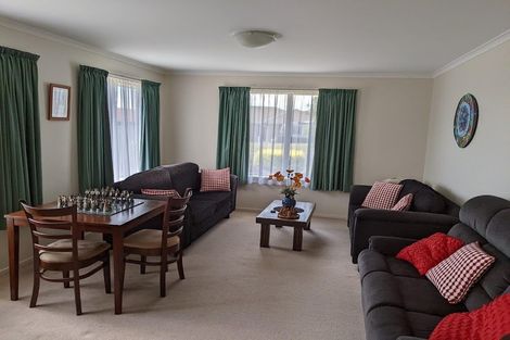 Photo of property in 5 Mooring Close, Haruru, 0204