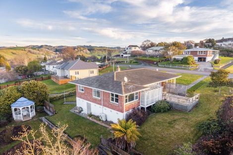 Photo of property in 12 Lark Street, Taihape, 4720