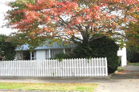 Photo of property in 53 Maidstone Road, Ilam, Christchurch, 8041