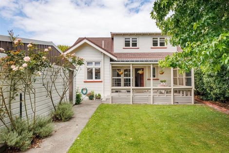 Photo of property in 247 College Street, West End, Palmerston North, 4412