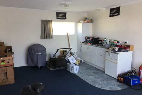 Photo of property in 47 Beach Road, Waihi Beach, 3611