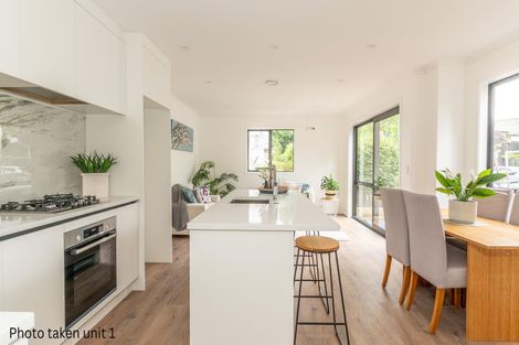 Photo of property in 2/4 Marama Street, Castor Bay, Auckland, 0620